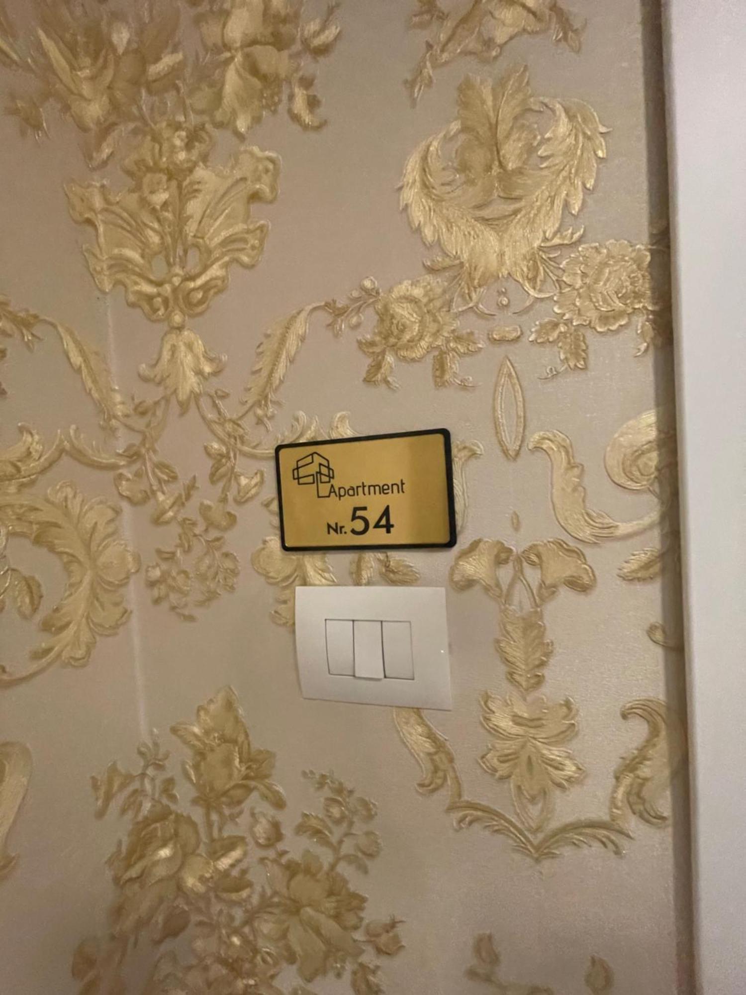 Deoni Luxury