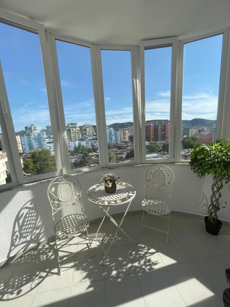 Deoni Luxury Apartment *