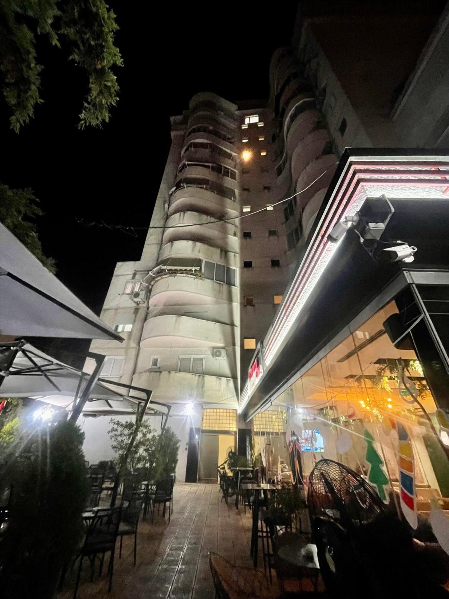 Apartment Deoni Luxury Tirana